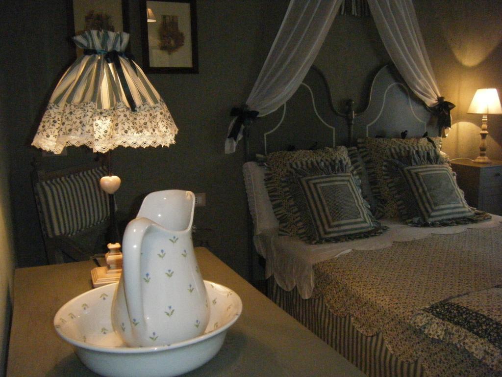 B&B Il Salice Veruno Bilik gambar