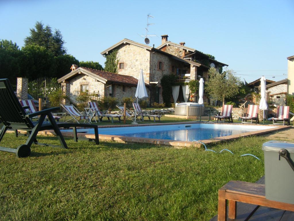 B&B Il Salice Veruno Luaran gambar
